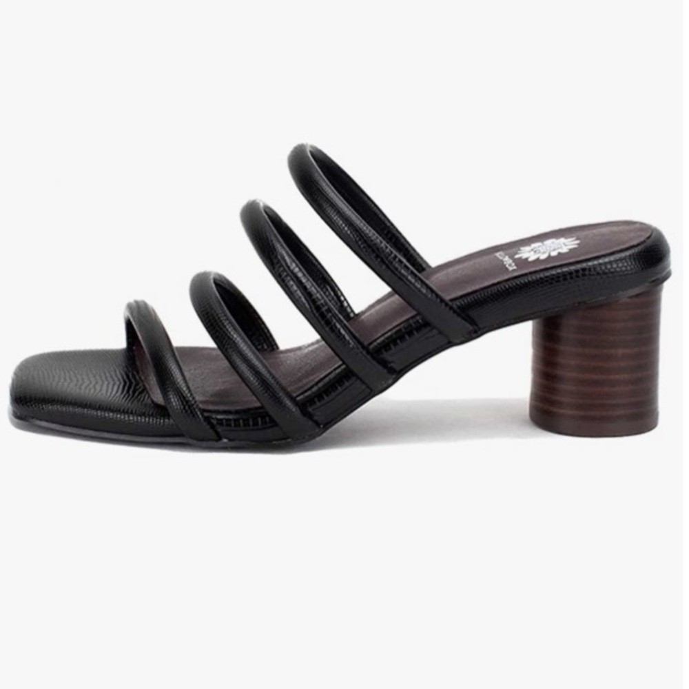 Yellow Box Womens Caspia-Black Heeled Strappy Sandals Size 9.5 - Picture 1 of 5